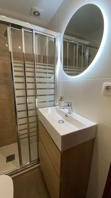 산탄데르 Bien Situado Vayas Donde Vayas 아파트